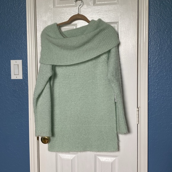 Mint green NINE WEST Off The Shoulder Sweater - Picture 2 of 4